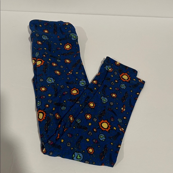 Lot of 4 Rare NWOT LuLaRoe Kids Leggings size S/M! Dogs, Space, Keys, Aztec - Picture 6 of 12